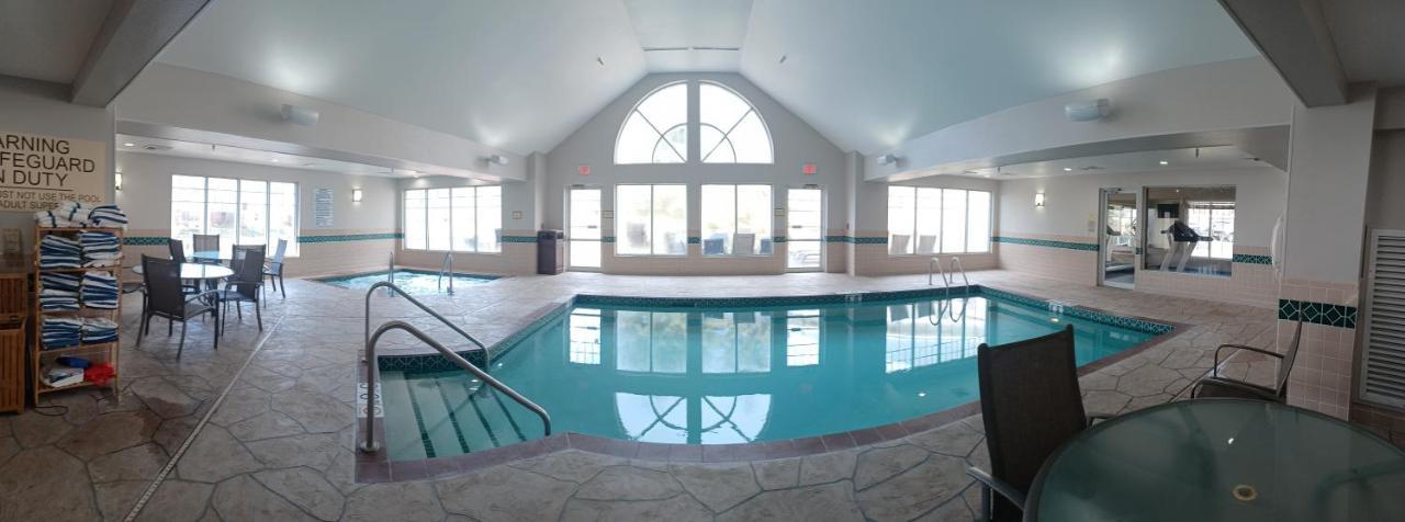 Country Inn & Suites By Radisson, Madison, Wi Bagian luar foto