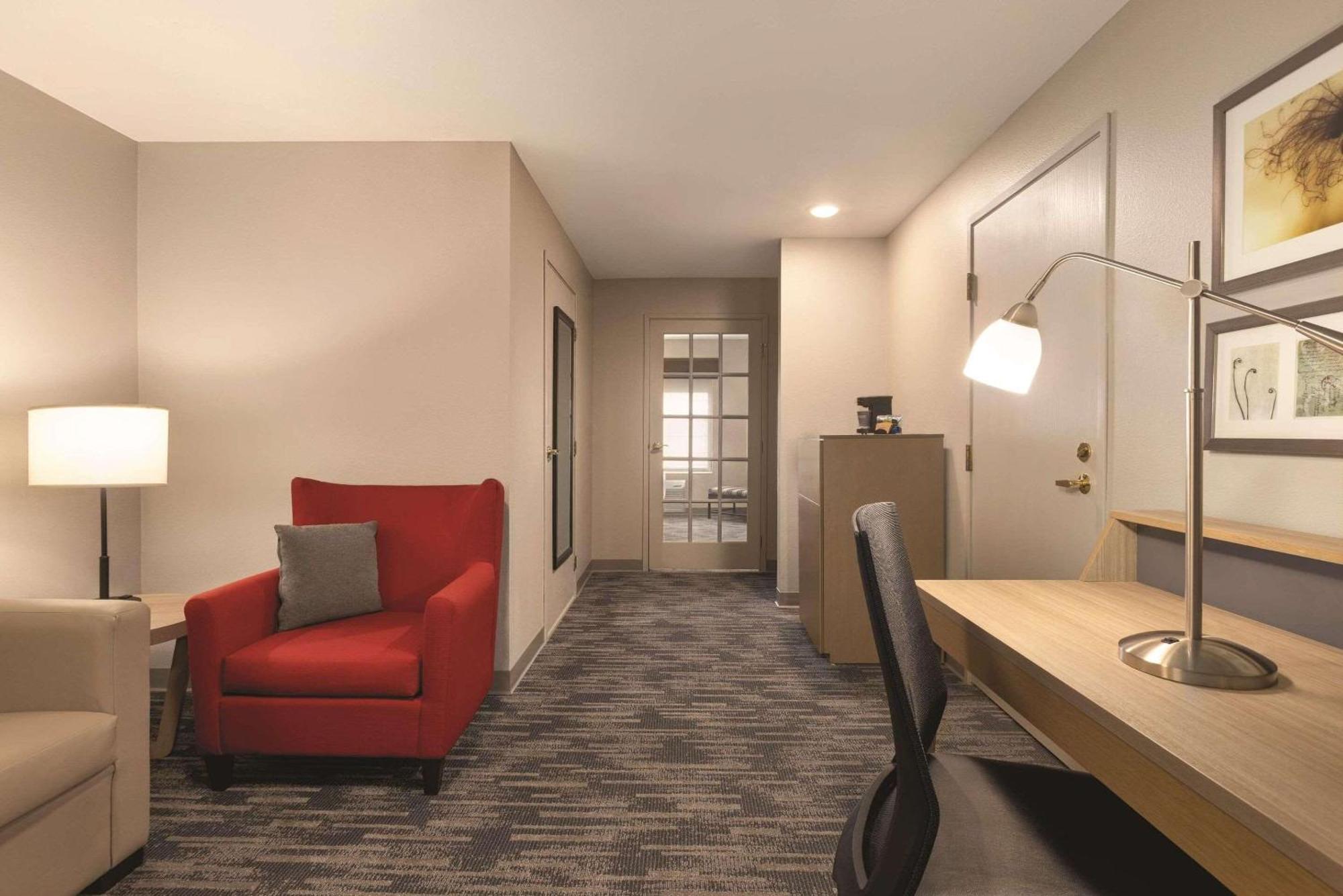Country Inn & Suites By Radisson, Madison, Wi Bagian luar foto
