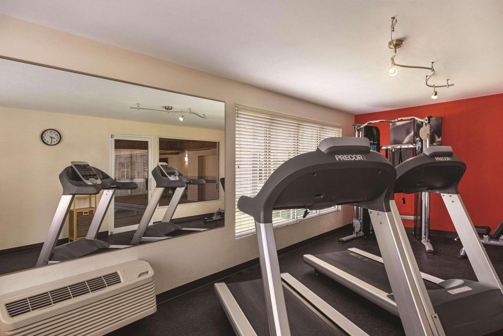 Country Inn & Suites By Radisson, Madison, Wi Bagian luar foto
